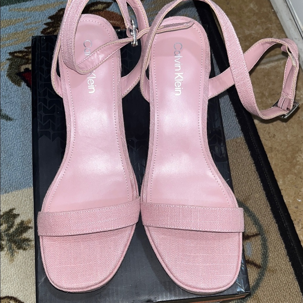 Like New Calvin Klein Suede Dark Pink High Heels Style KCLALAH2. - Picture 7 of 17